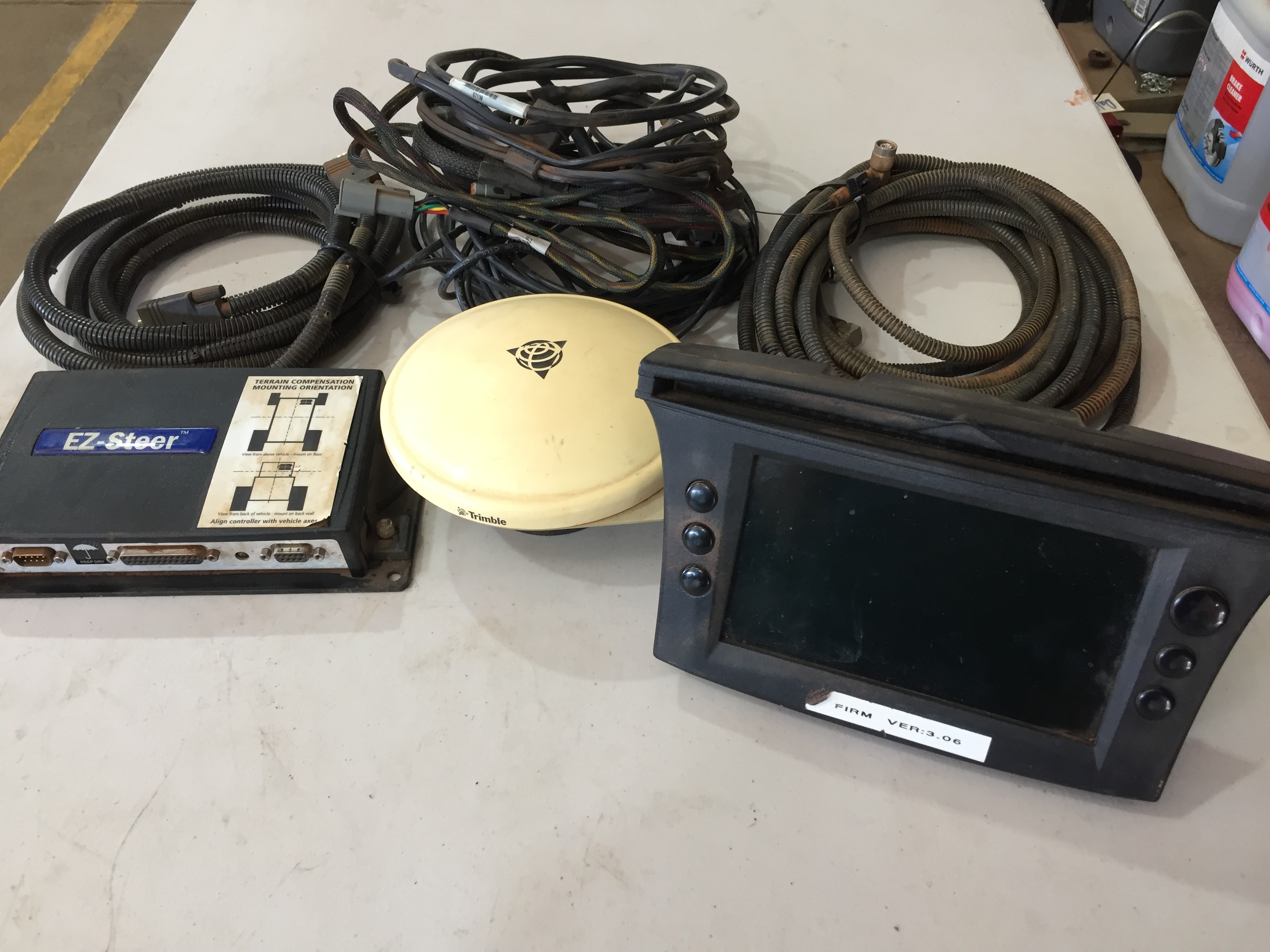 Trimble EZ Guide 500 Machinery Equipment GPS And Auto trimble-ez-guide-500-machinery-equipment-gps-and-auto
